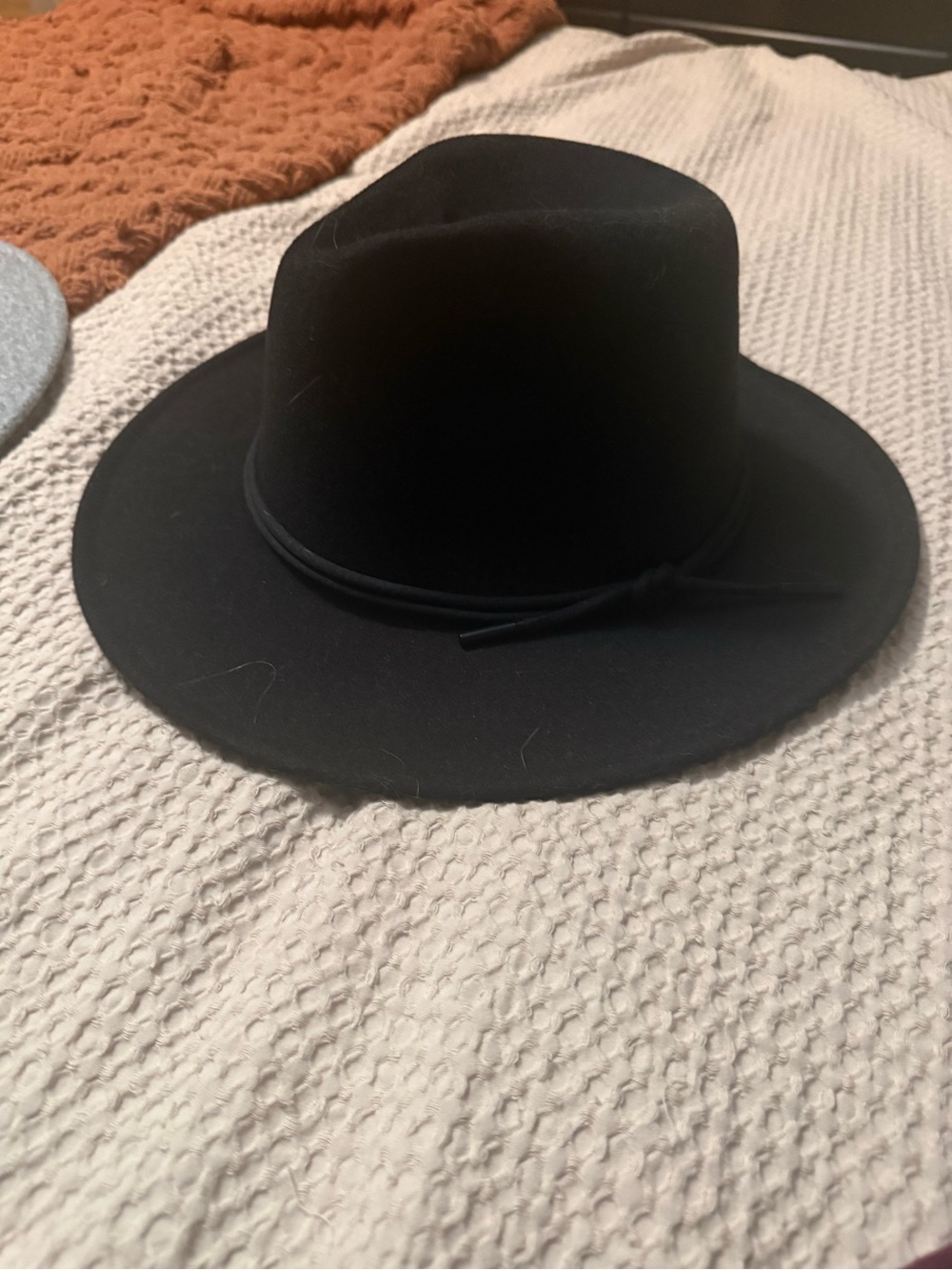Classic Black Wide-Brim Wool Fedora Hat